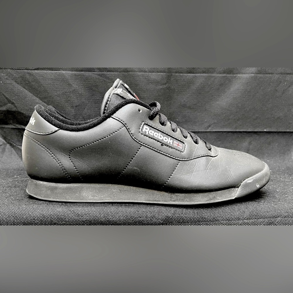 Women's Reebok Sneakers/Black/Sz. 9.5